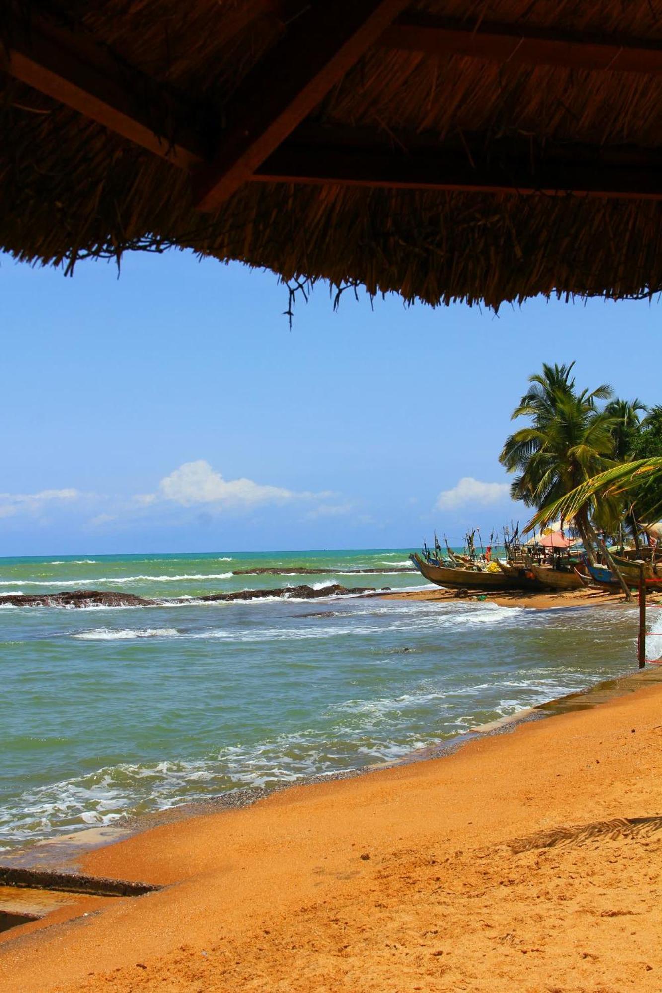 Charlestina Beach Resort Ampeni Екстериор снимка